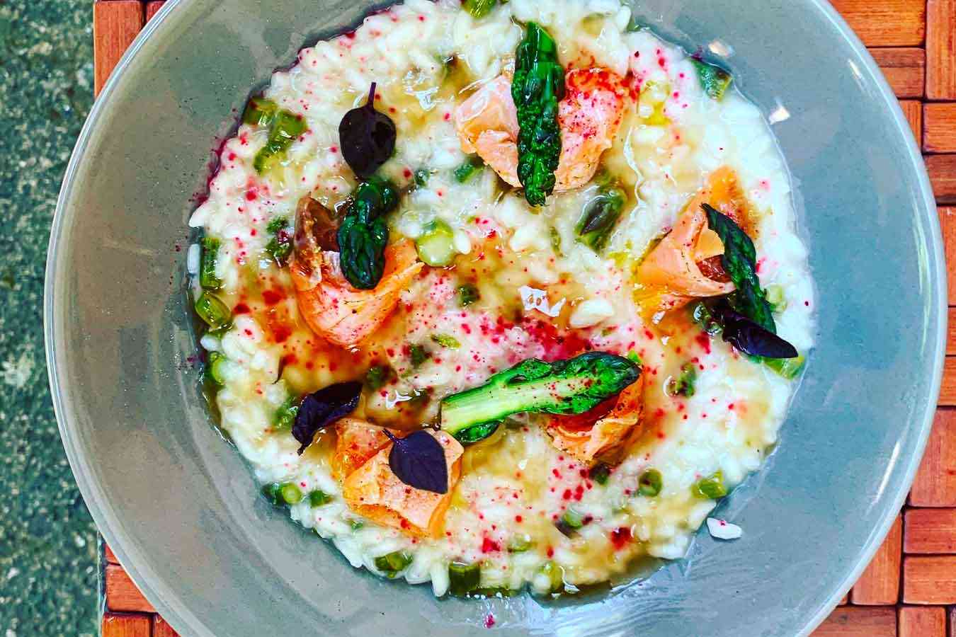 Ricetta risotto asparagi, salmone e salsa di birra agli ...